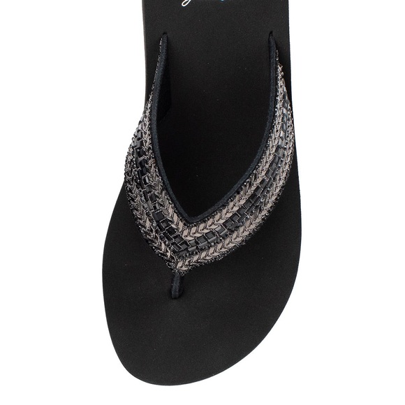 Yellow box Rathlin Flatform Sandal color black medium width - Picture 3 of 4